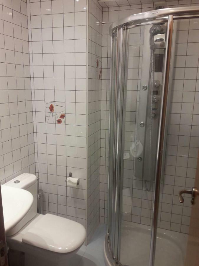 Apartemen 100 m² dengan 3 kamar tidur dan 2 kamar mandi pribadi di Parque de l'Aiguera Benidorm Bagian luar foto